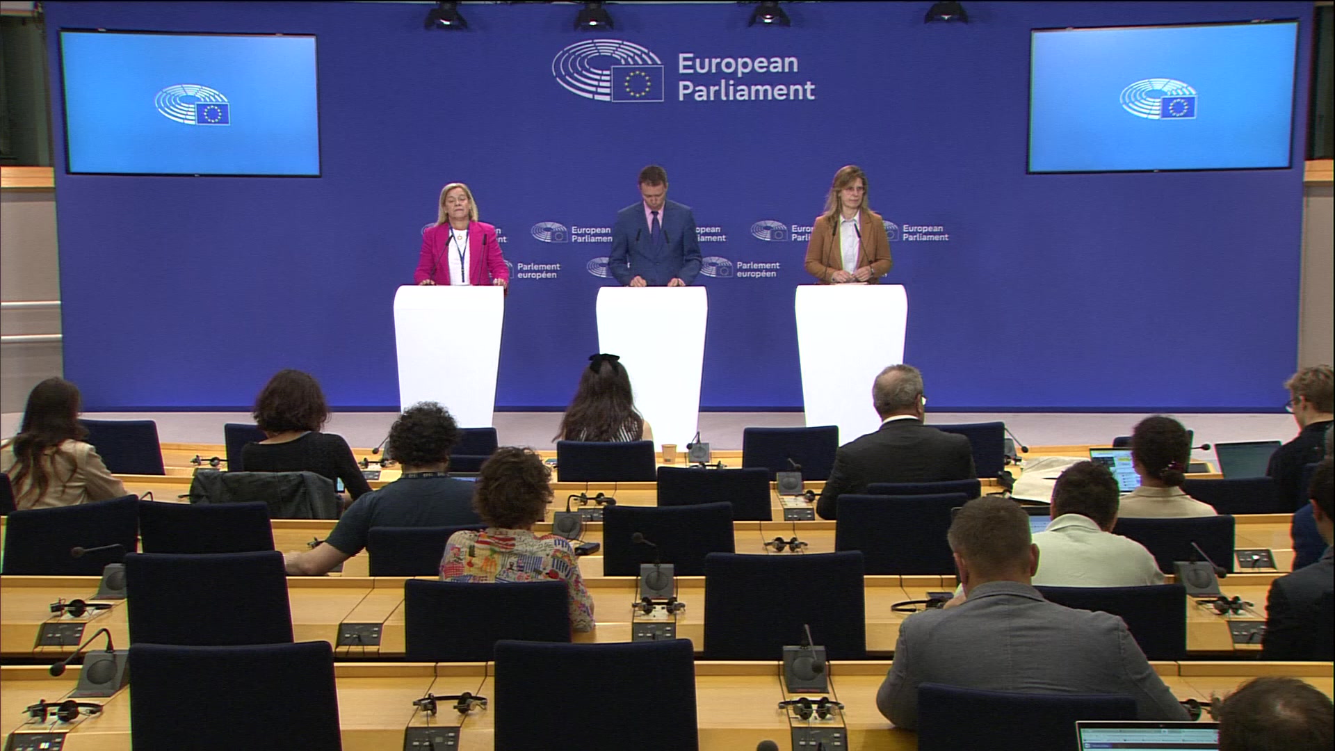 Press conference by Siegfried MUREŞAN (EPP, RO) and Carla TAVARES (S&D, PT), Co-rapporteurs, on Parliament's priorities on MFF ahead of Commission proposal
